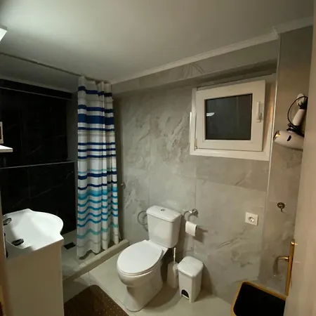 Kurti Apartment *